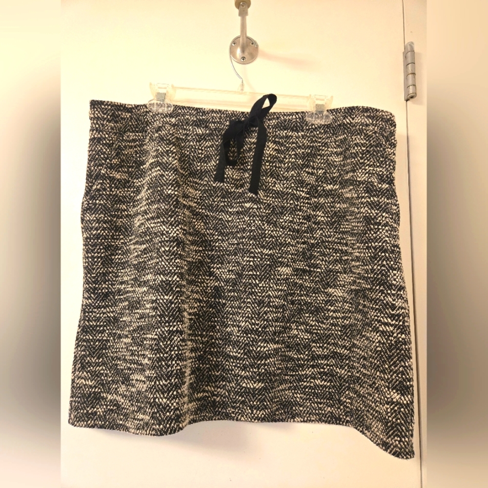 NWT LOFT Gray Mini Pencil Skirt